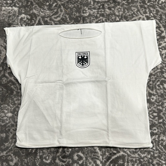 Kanye West ‘Vultures’ Boxy Tee - Picture 2 of 3